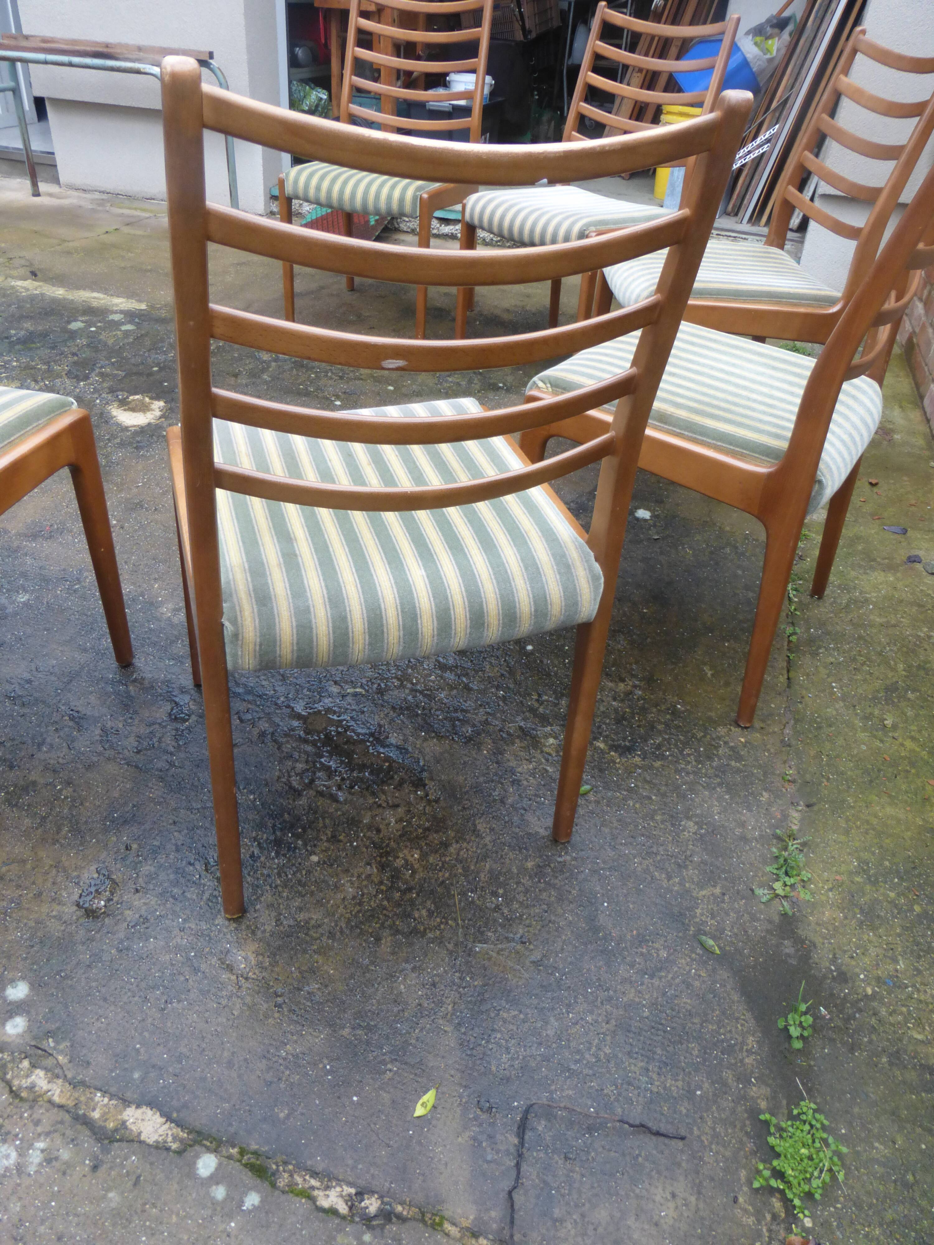 Set of 6 Welzel chairs – Modernist Danish Design – 1960s