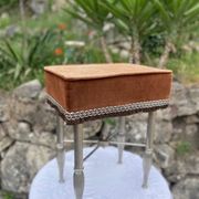 Charming stool in brown velvet and chrome metal