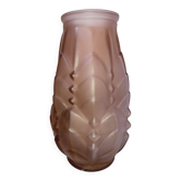 Beau vase en verre depoli art deco datant des années 1920-1940 de couleur saumon en bon etat