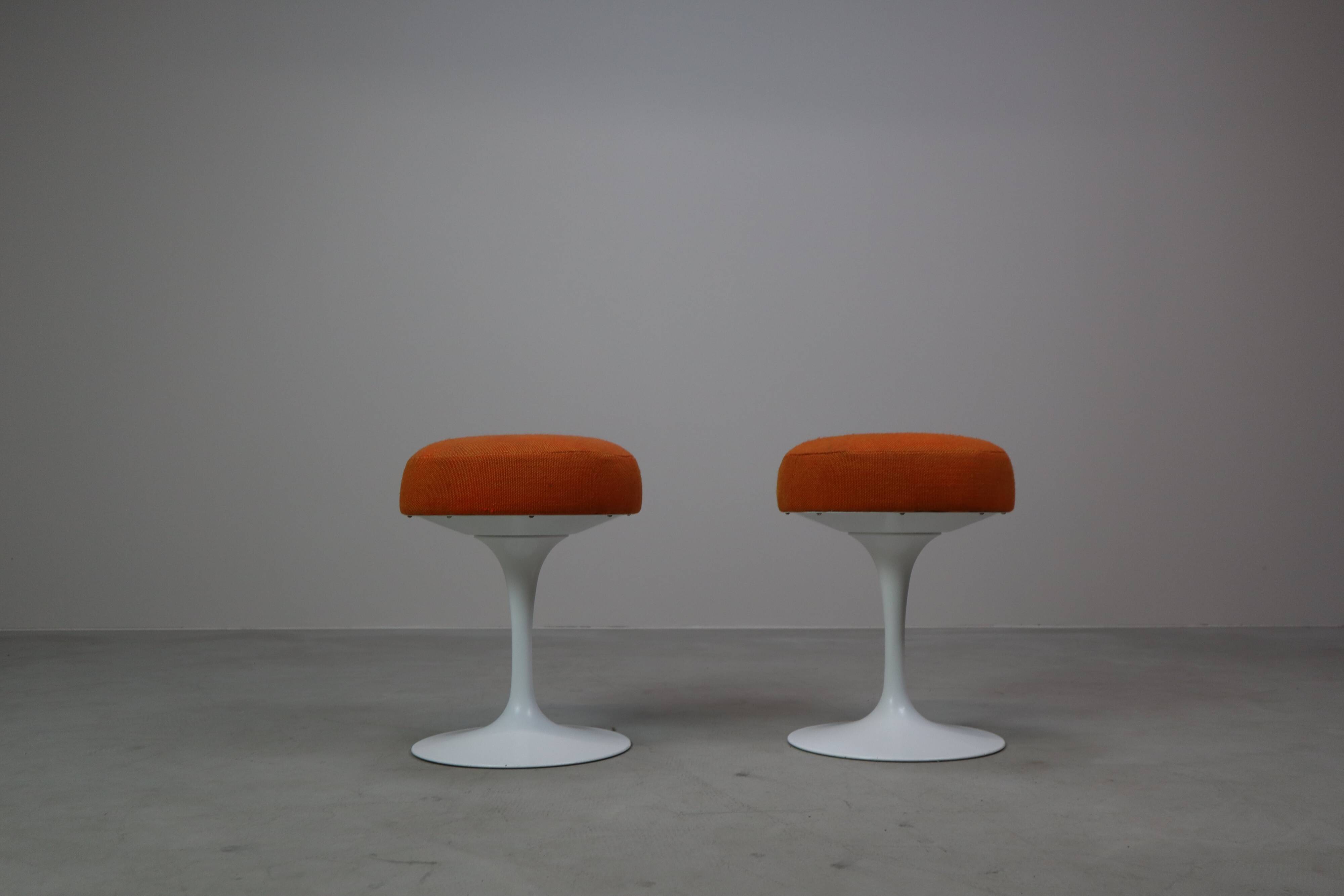 Pair of Eero Saarinen Tulip Stools for Knoll International