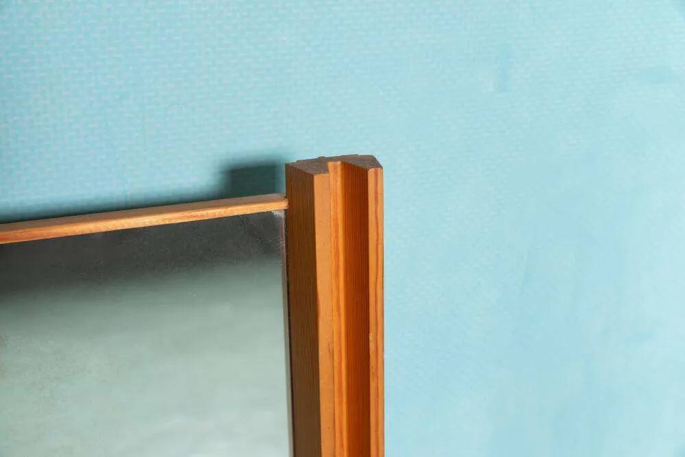 Miroir suédois minimaliste en bois de pin Japandi des années 70