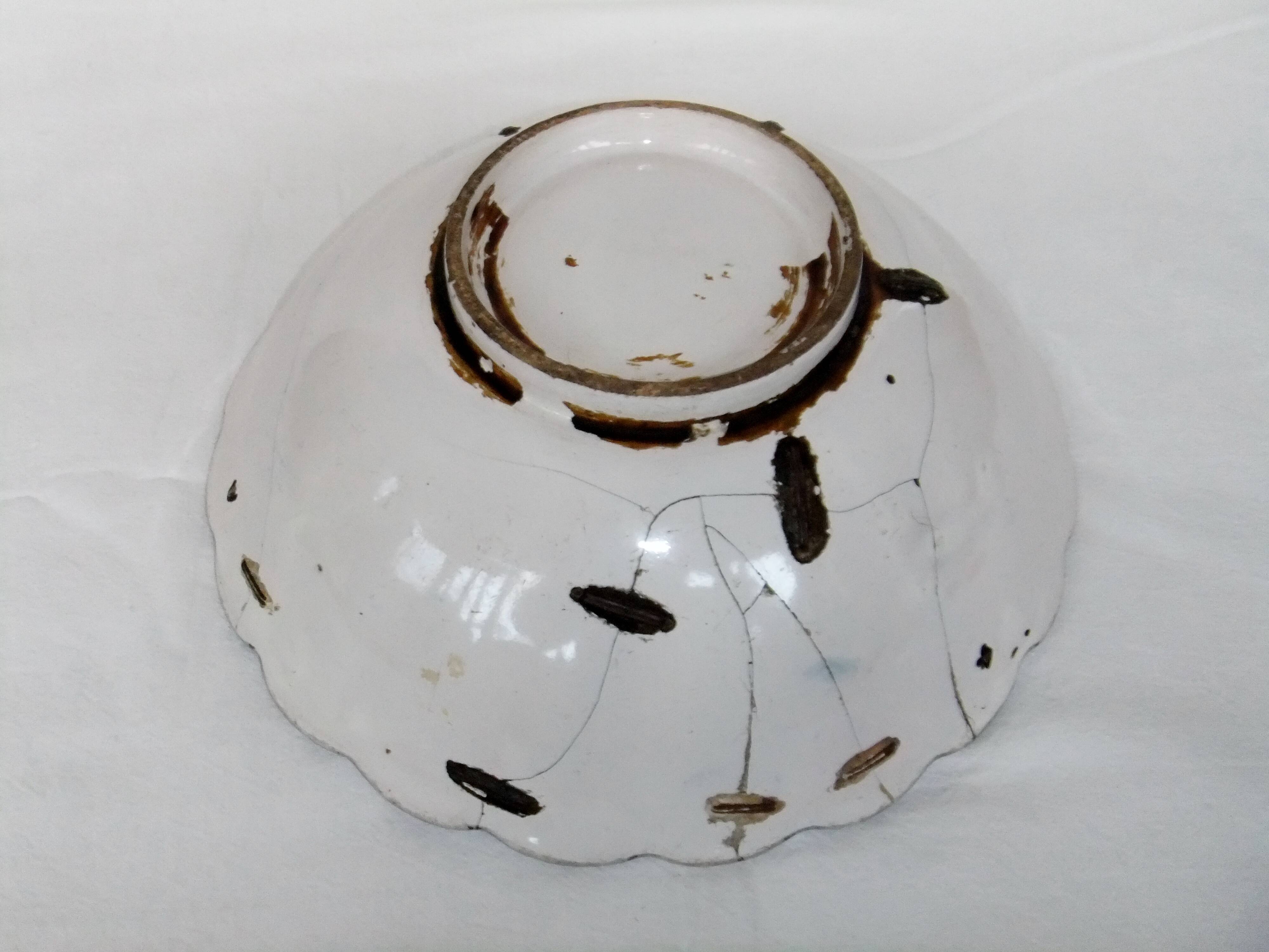 Salad bowl cut jatte XVIII century hollow flat Thiviers Auvillar