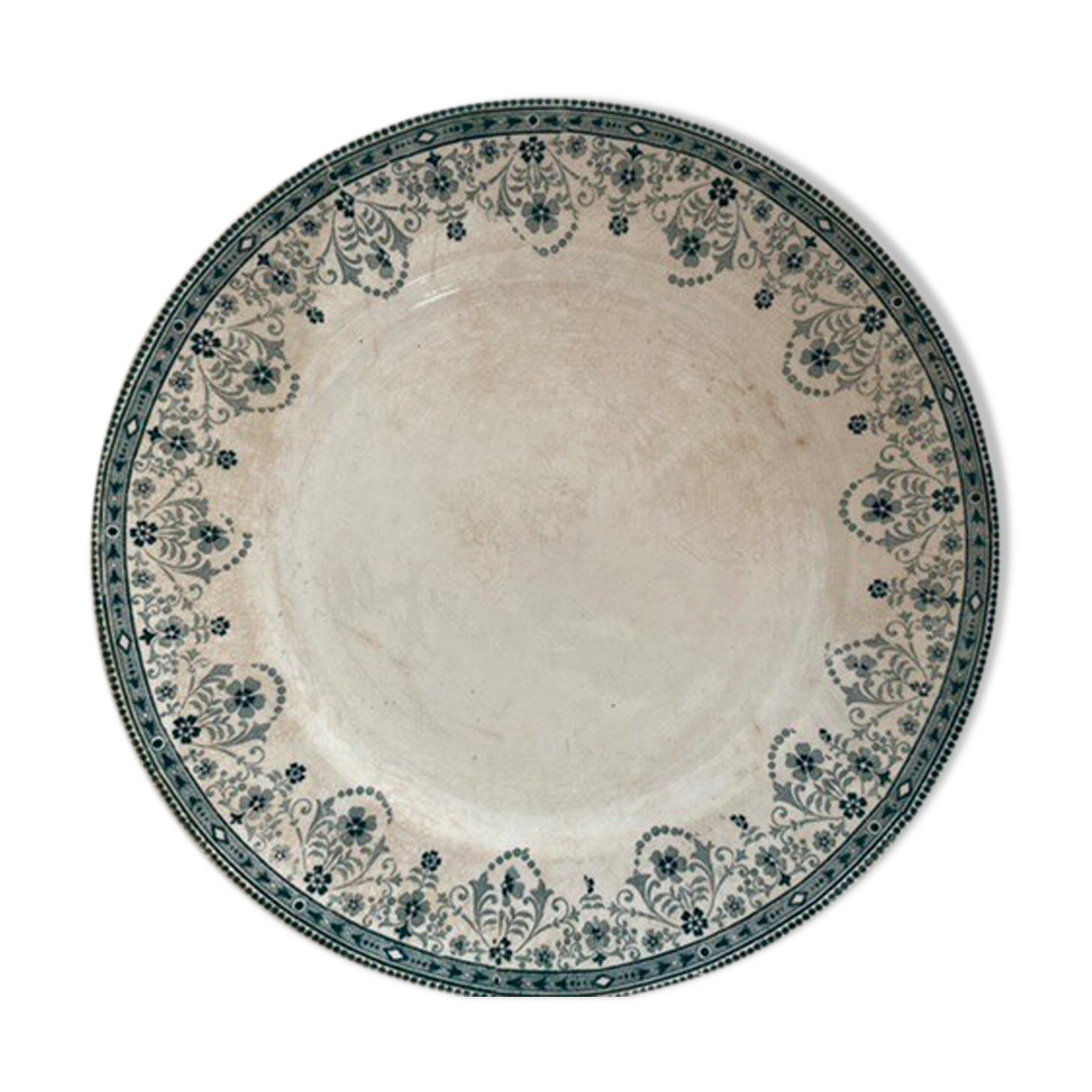 Round serving dish in iron earth