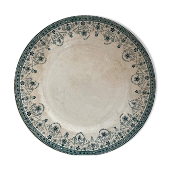 Round serving dish in iron earth