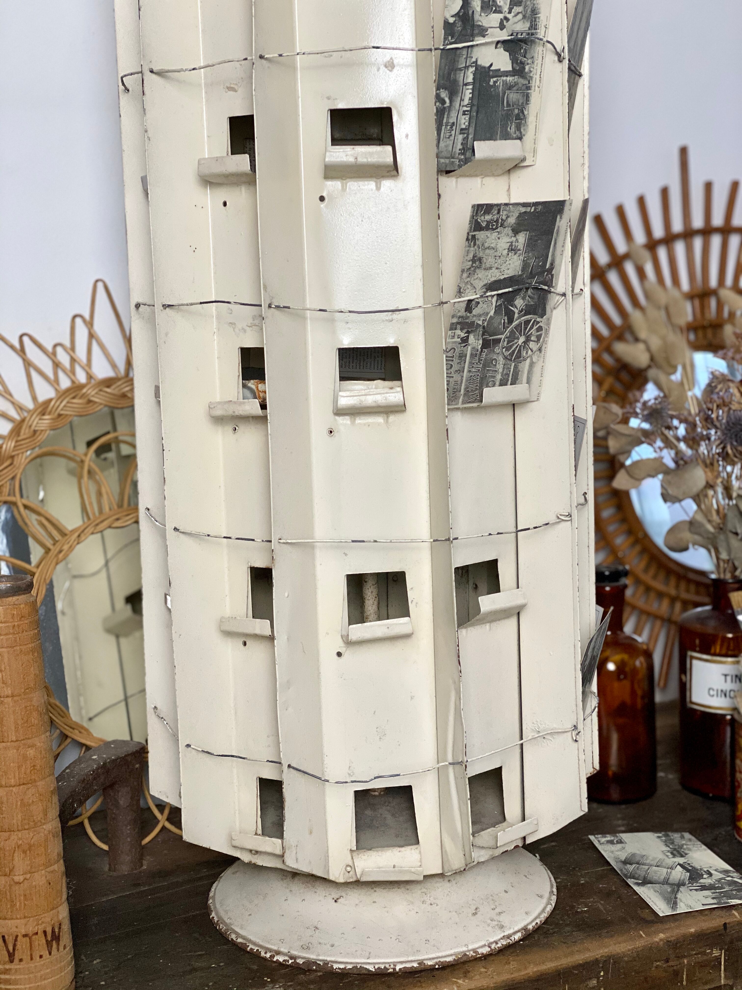 Old swirl display with seed bags