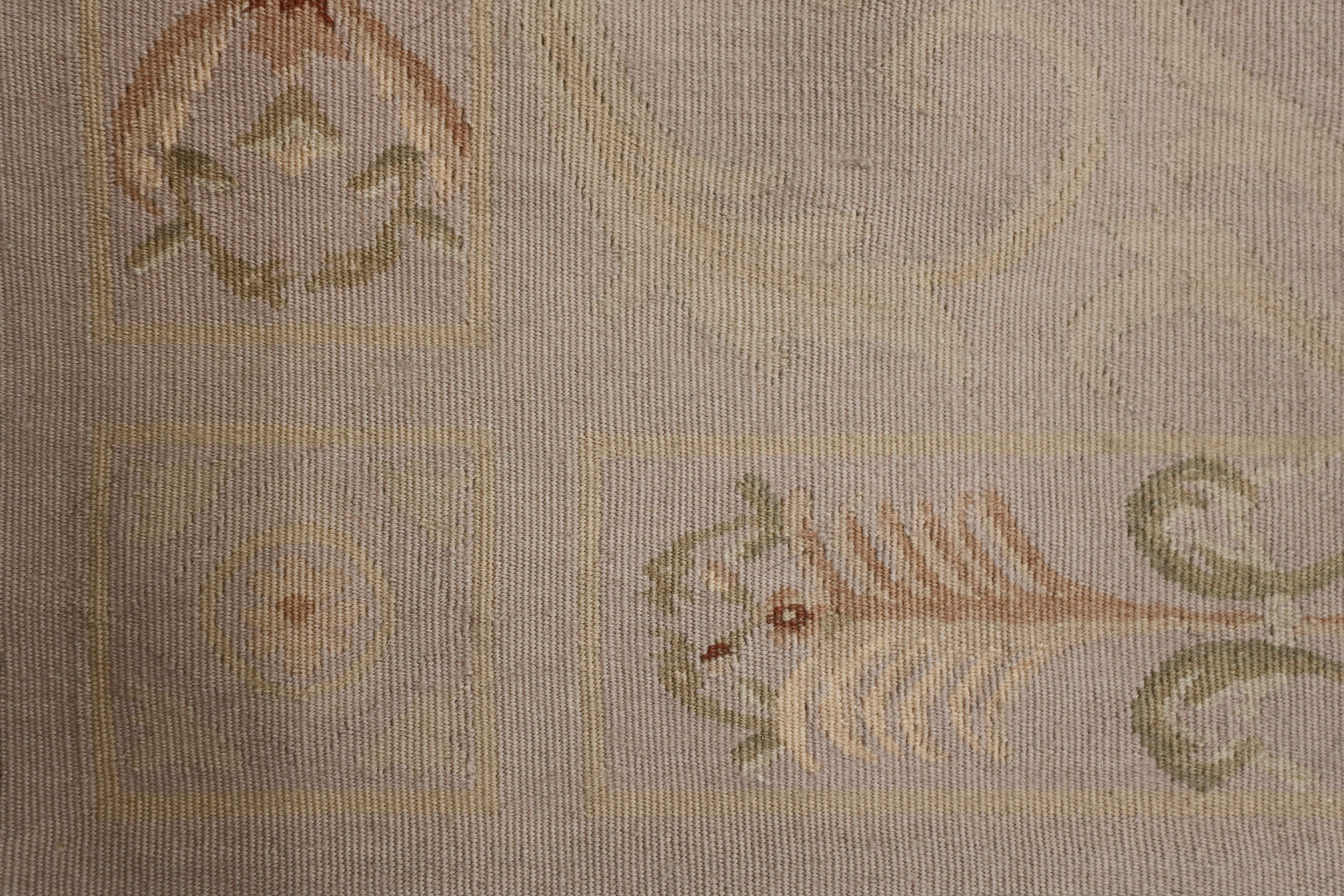 Handmade Beige Wool Needlepoint Tapestry Rug- 69x140cm