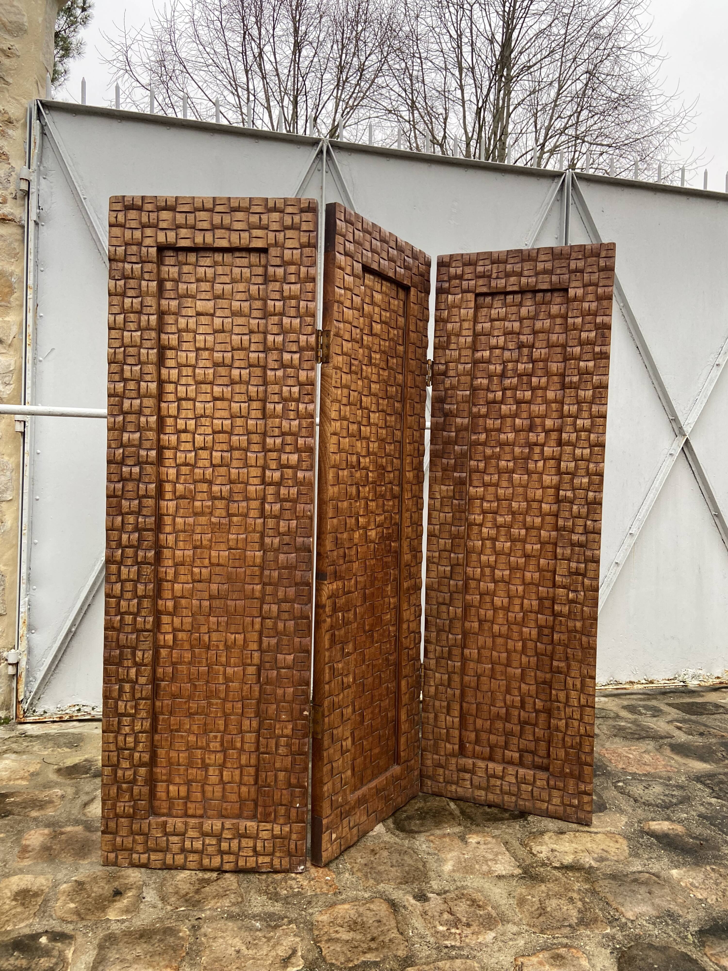 Vintage screen in carved solid wood