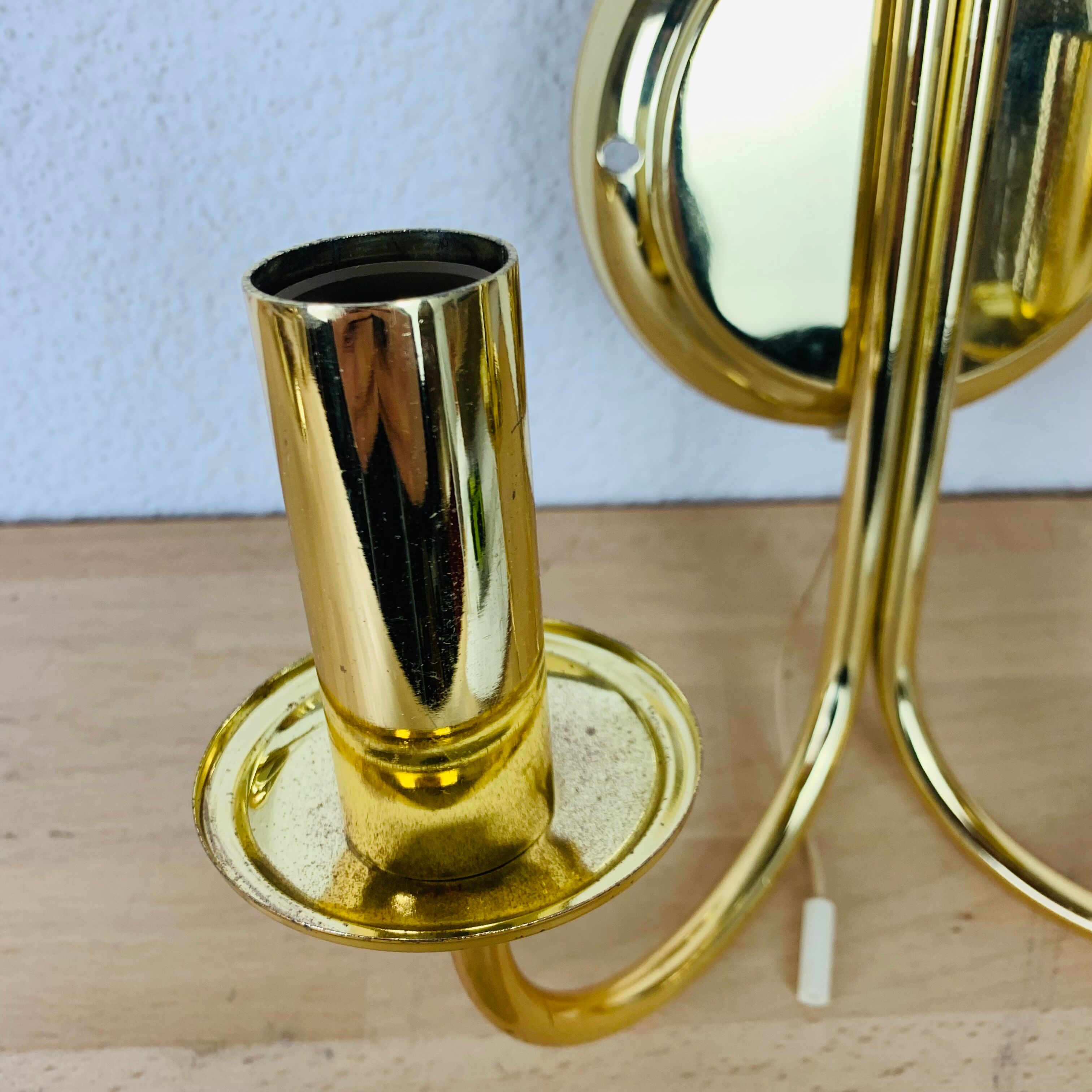 Pair of brass wall lamps Hollywood Regency Je Fassung