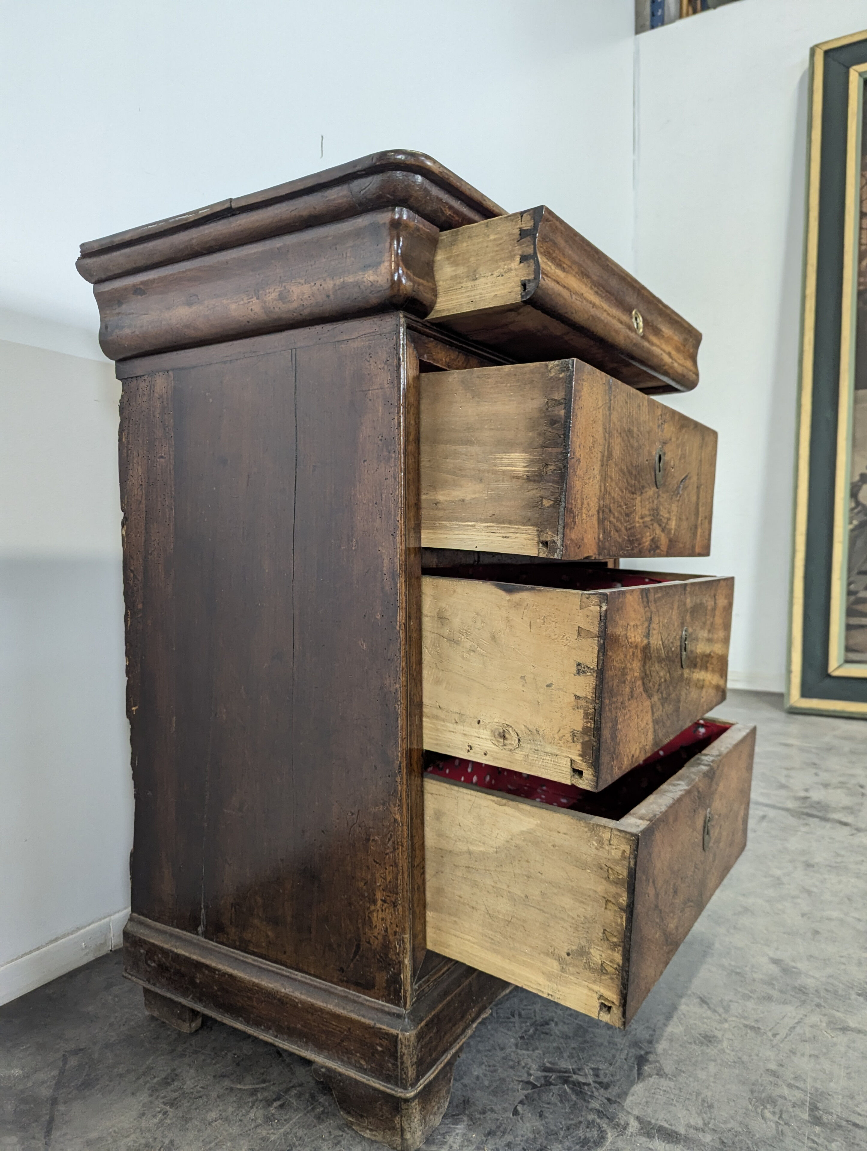 Small Louis Philippe style chest of drawers in mahogany