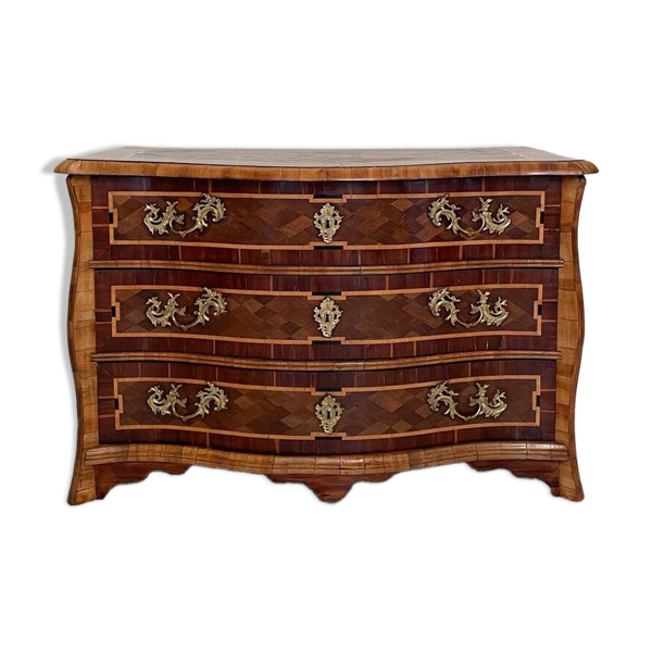 Commode baroque en noyer et amarante, 1760