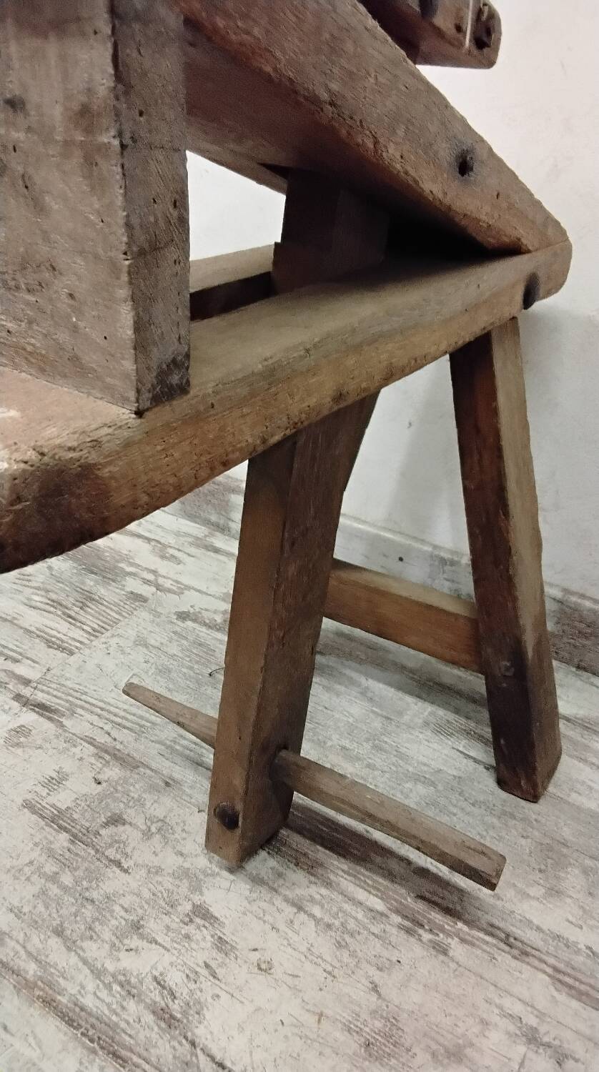 Tanning bench by trade