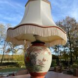 Decorated earthenware lamp