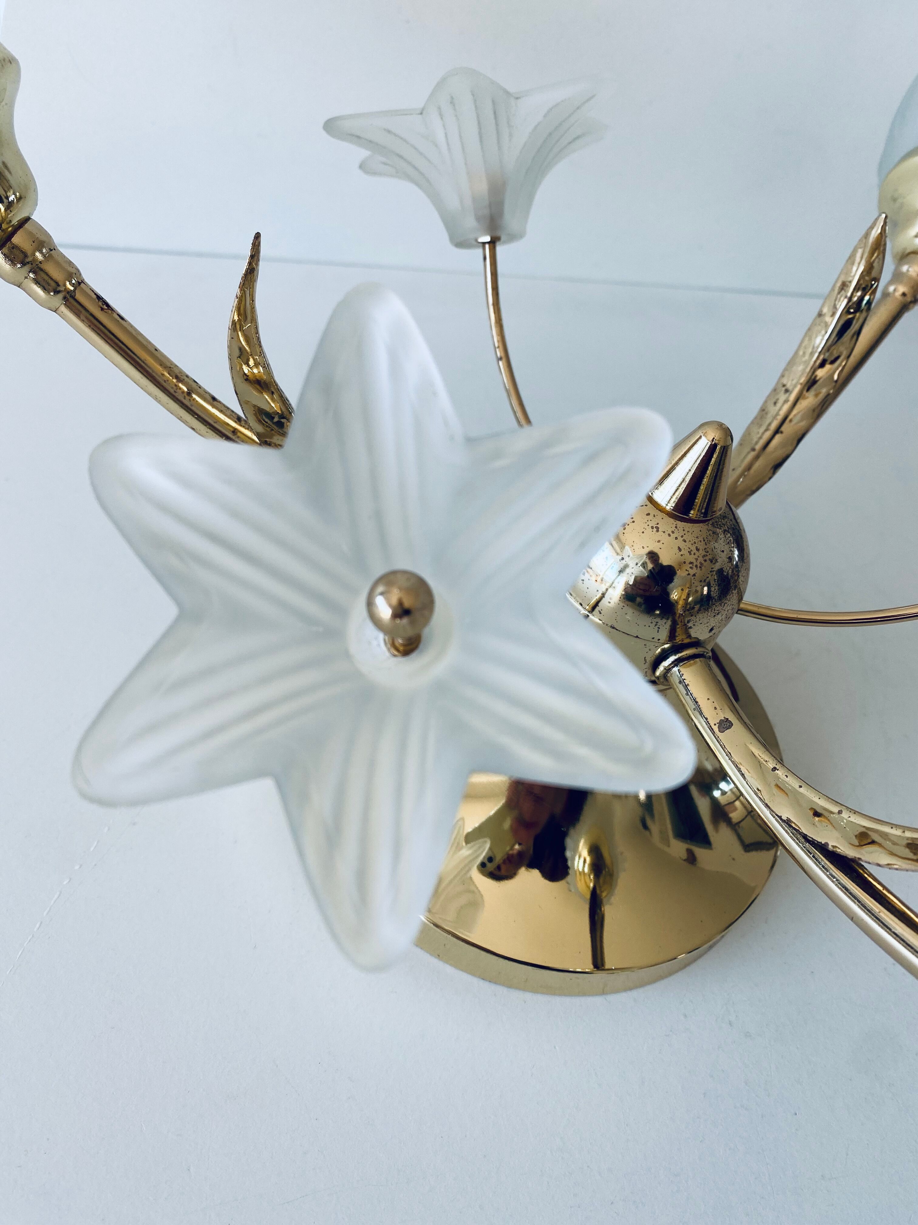 Ceiling lamp art deco flowers three fires