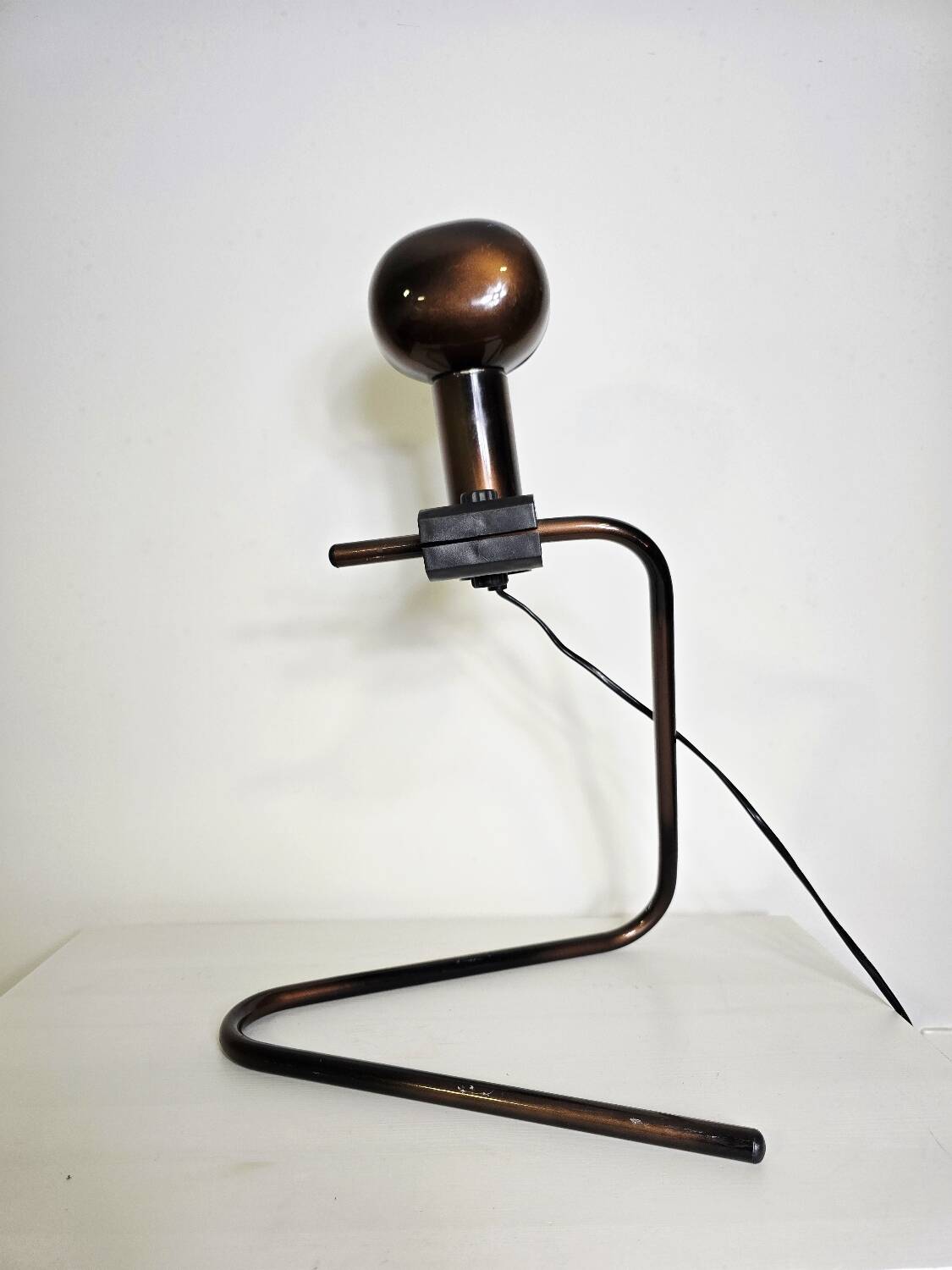 Lampe de table ajustable en bronze des années 80