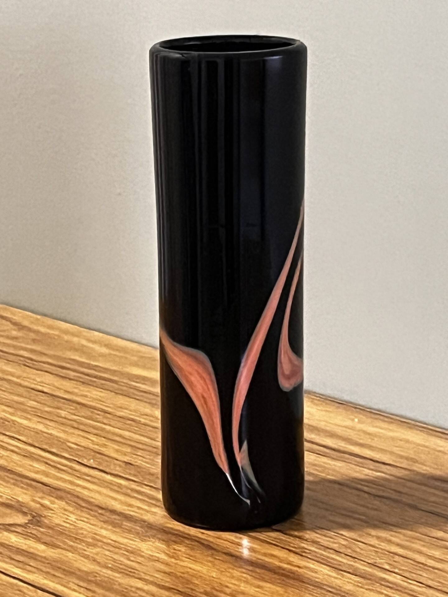 Roller vase glassware from Maure Vieil