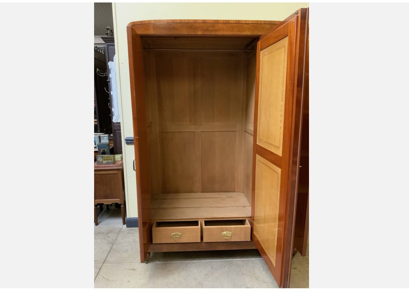 Antique - wardrobe, linen cupboard, inlays -