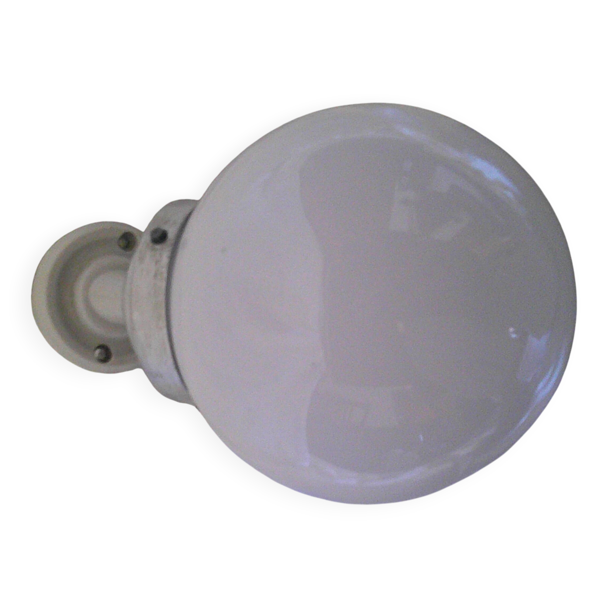 Vintage ball wall light in white opaline - Porcelain base - Diameter