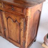 Antique Brie sideboard in walnut, 18th/19th century
