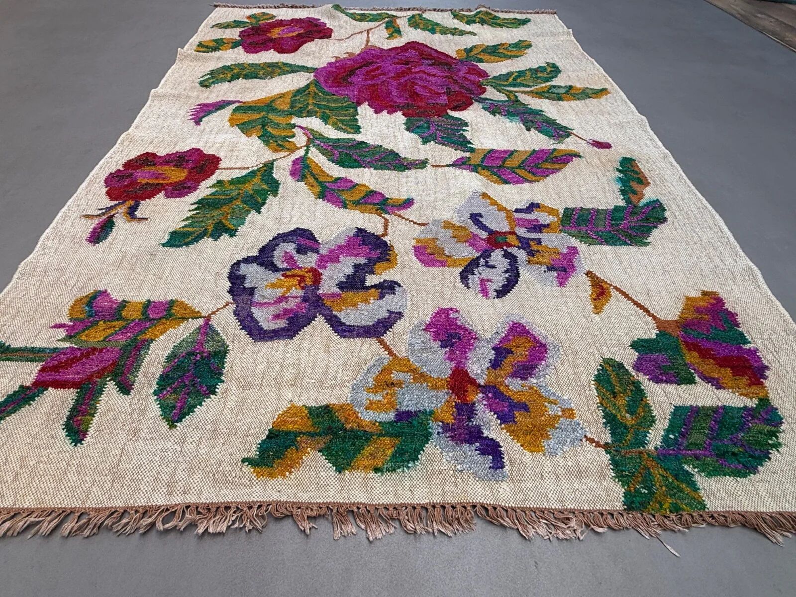 Vintage rose kilim rug 170x240cm shabby wool and silk, boho medium 2544