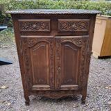 Old buffet