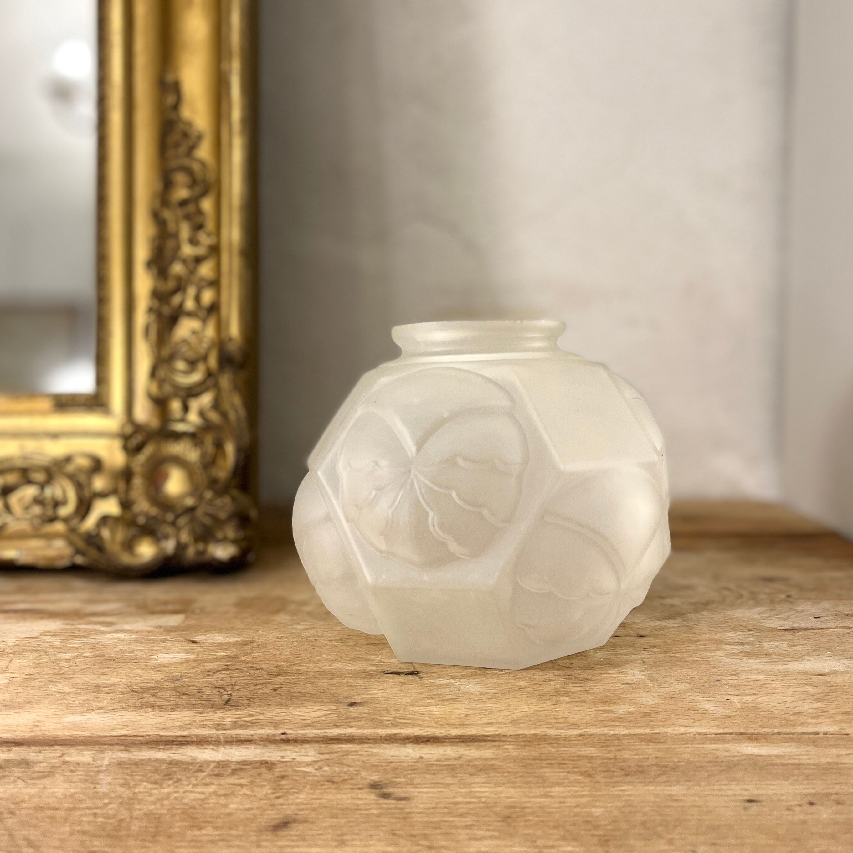 Art deco ball vase