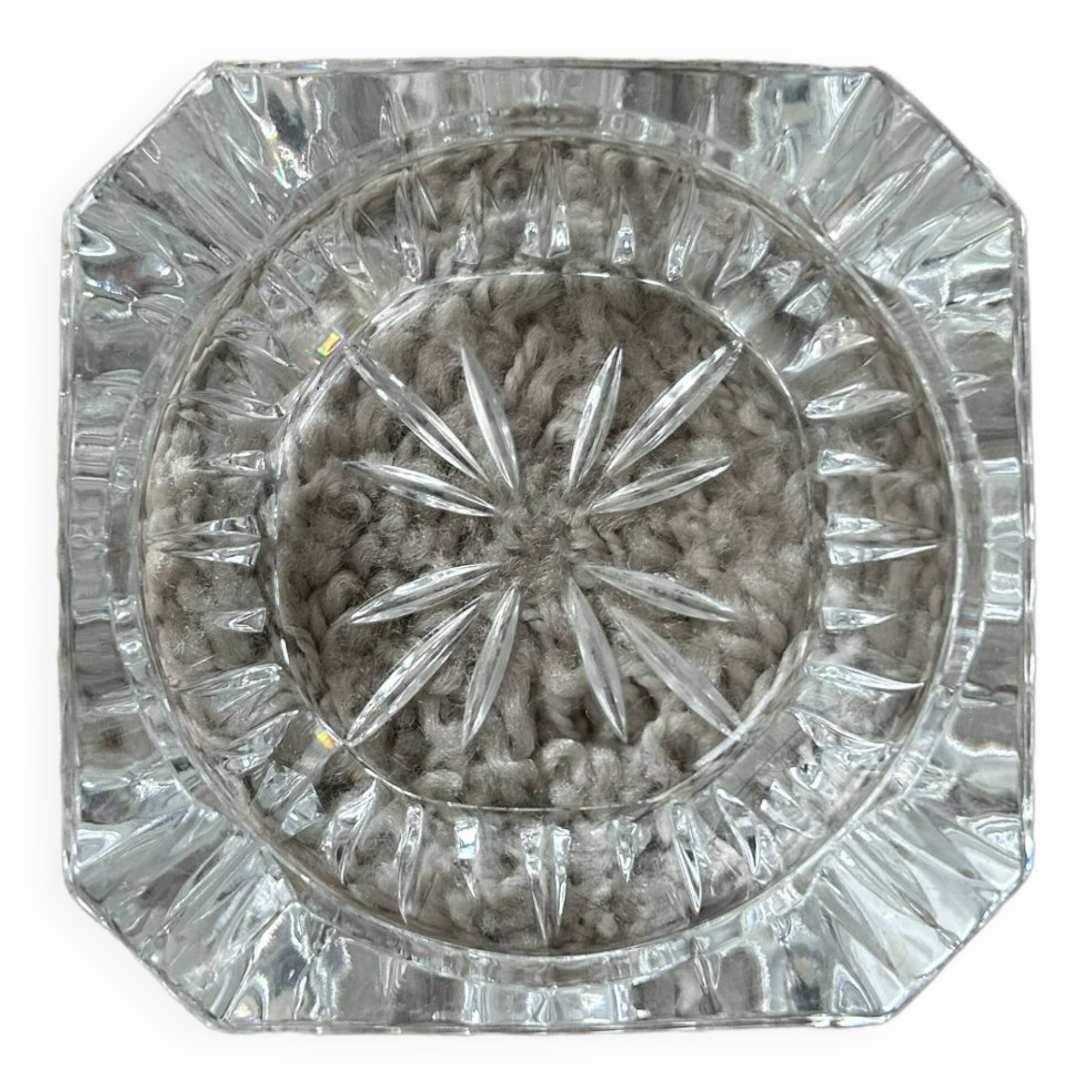 White chiseled glass ashtray