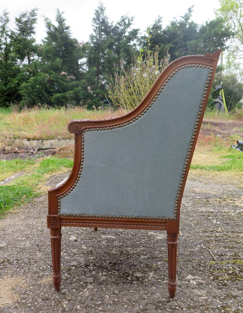Bergère style Louis XVI