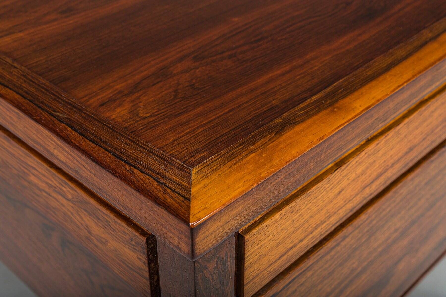 Danish executive desk in rosewood with black leather inlay from Søren Willadsen Møbelfabrik, 1960s