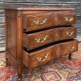 Commode de style Louis XV en bois naturel XIX eme siècle