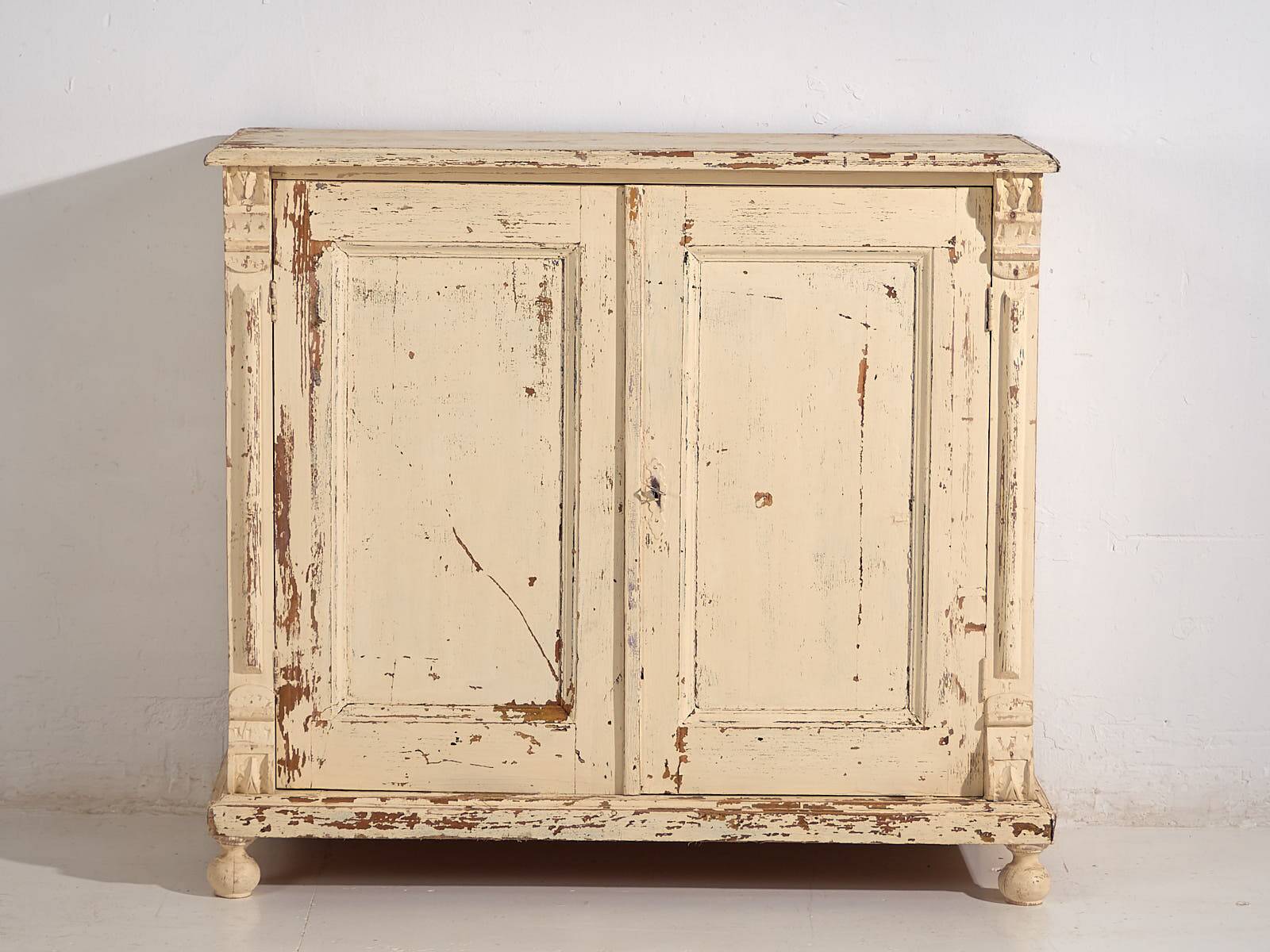 Petite armoire blanche ancienne (vers 1920) #51