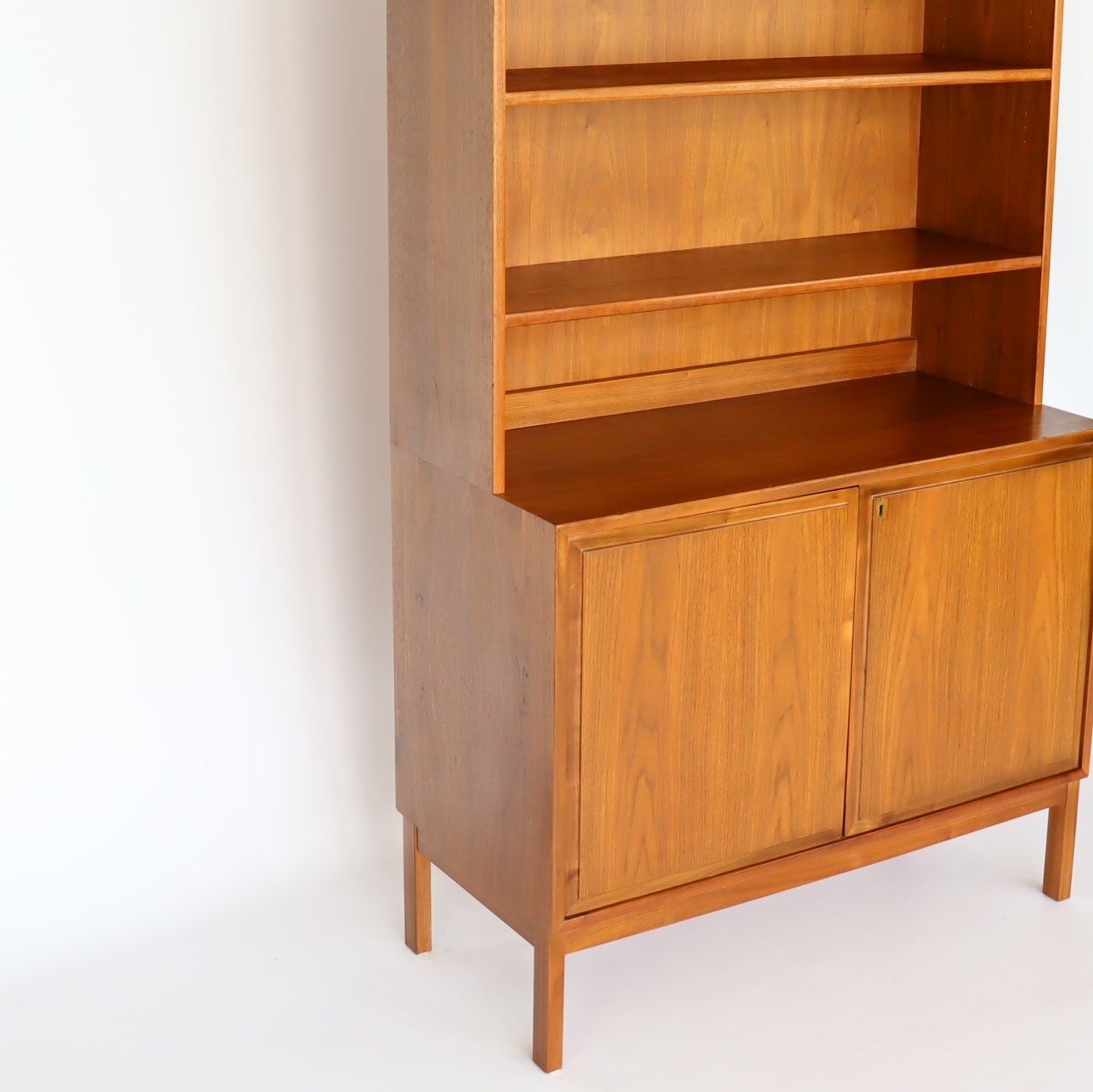 Bibliothèque scandinave années 60