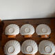 6 shell-shaped bowls