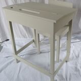 Set desk and his chair