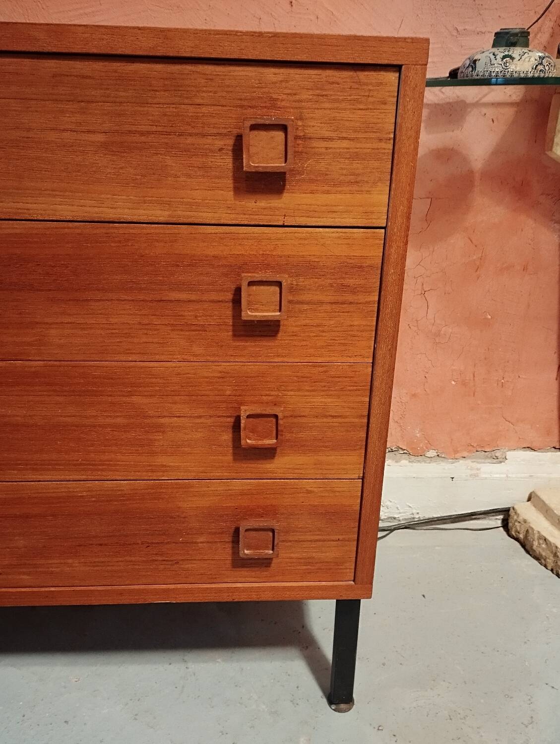 Commode scandinave