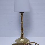 Lampe verre opalin laiton massif années 60
