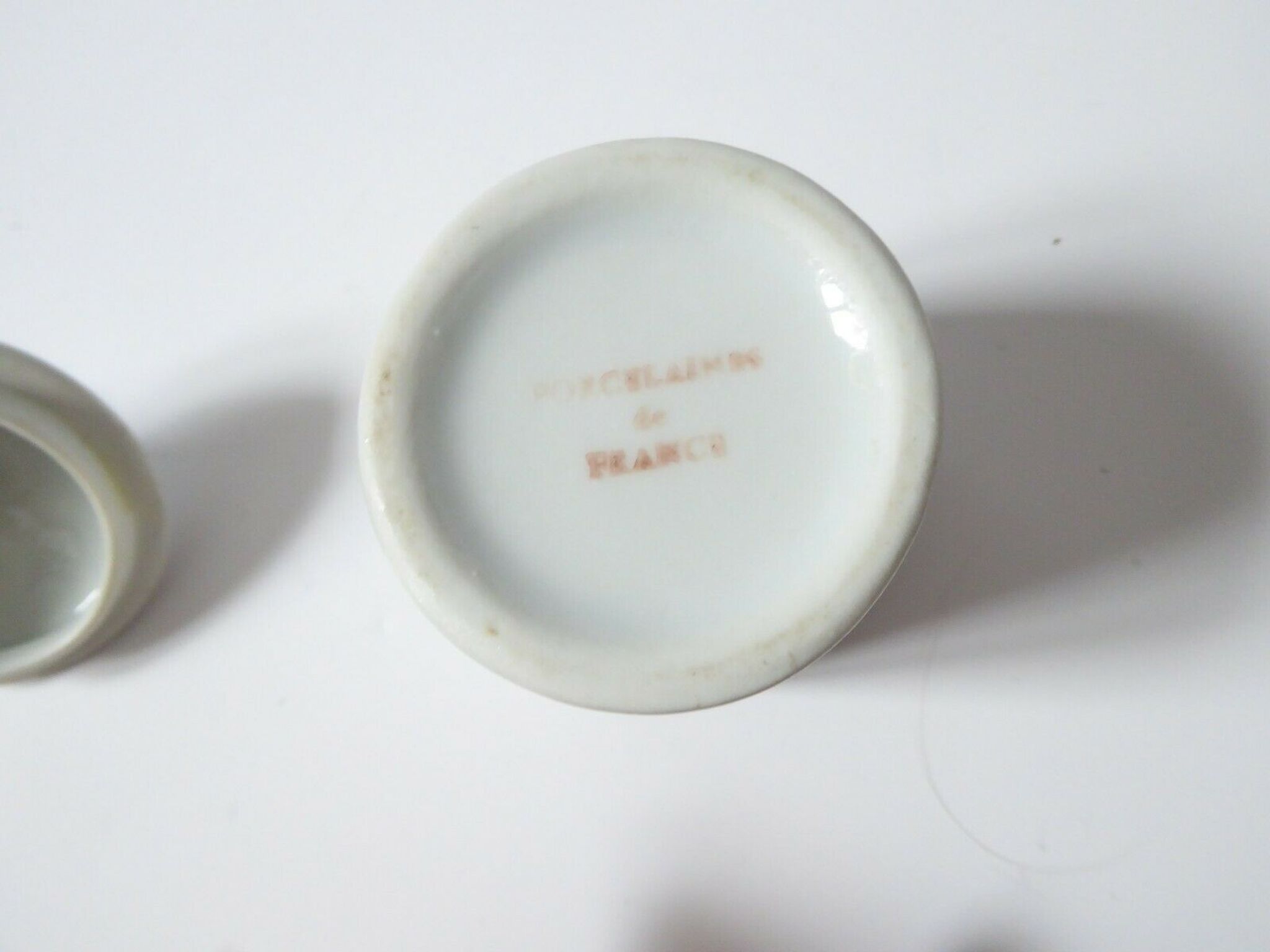 French porcelain genièvre spice pot