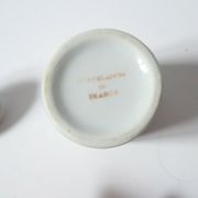 French porcelain genièvre spice pot