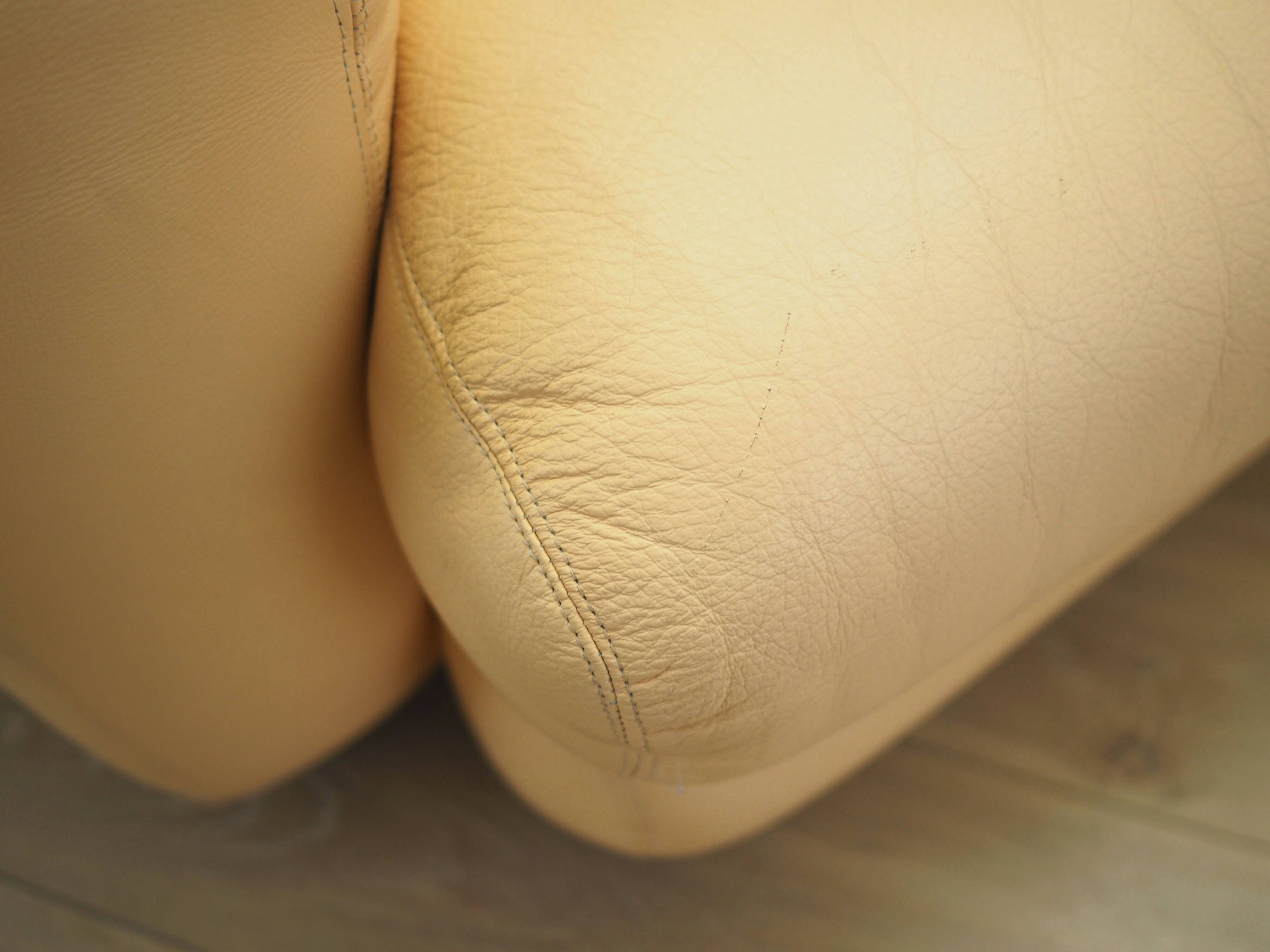 Leather sofa, Italian design, 1960s, production: Italy