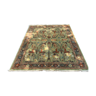 Tapis fait main en laine moyen orient