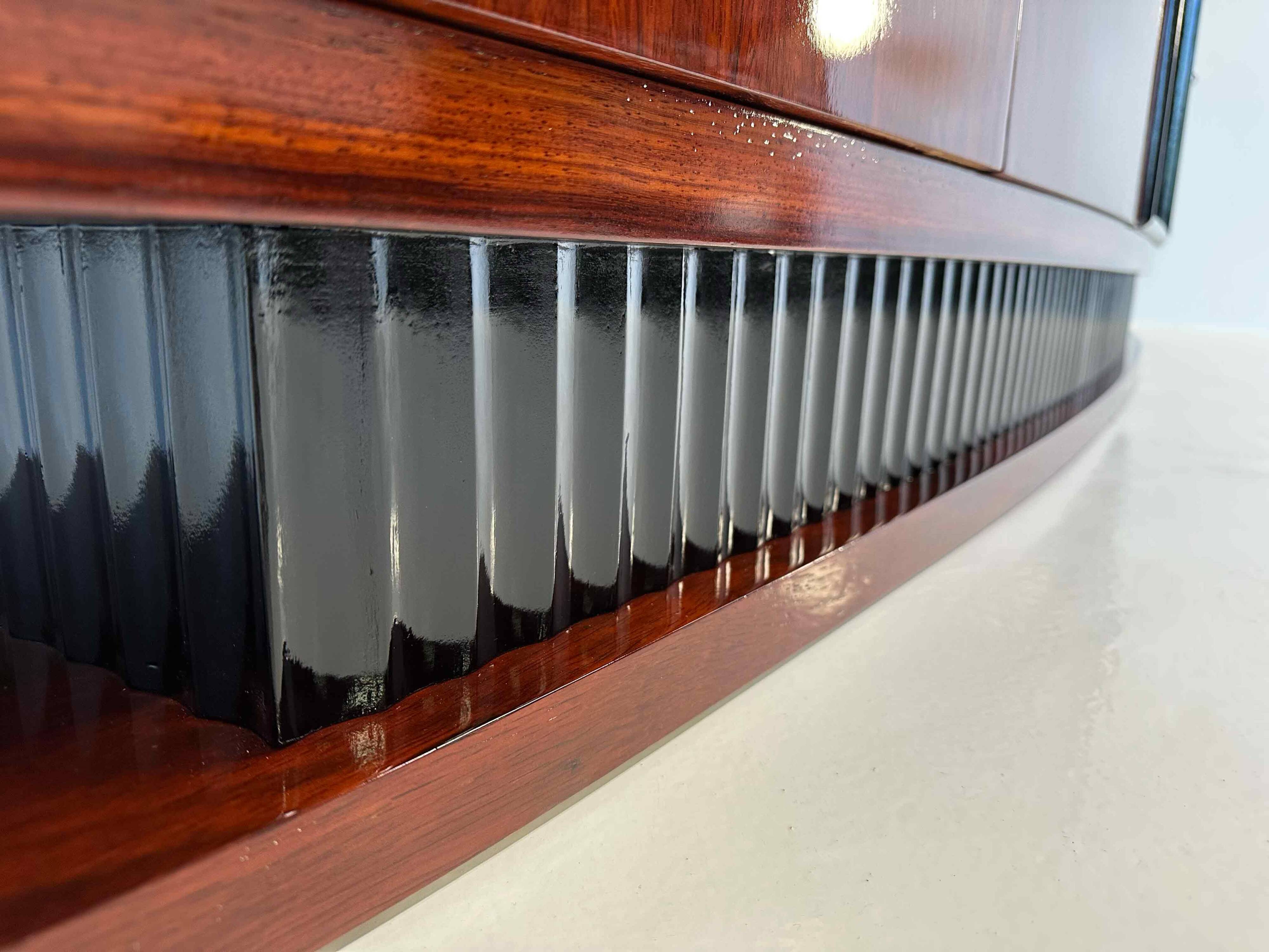 Italian Art Deco Shagreen and Purpleheart Wood Sideboard Attr. Borsani, 194