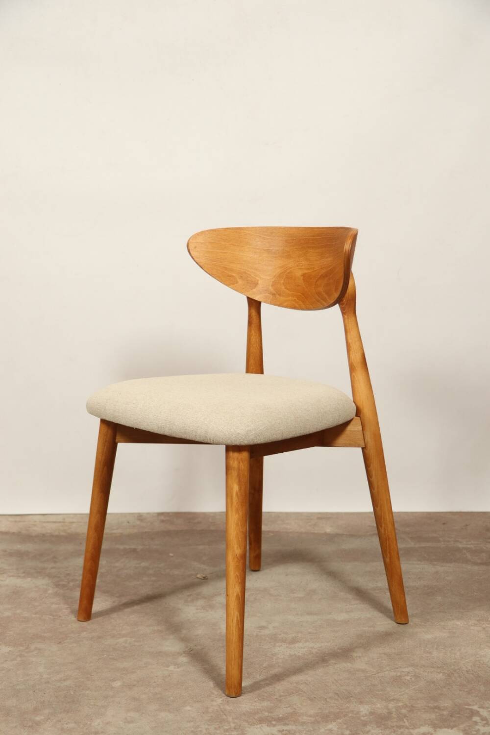 Modern chair Scandinavian design light wood natural Lin fabric mid century modern design
