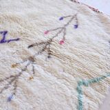 Modern Moroccan Rug - 275 x 245 cm