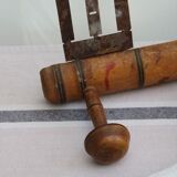 Ancien porte-manteaux en bois