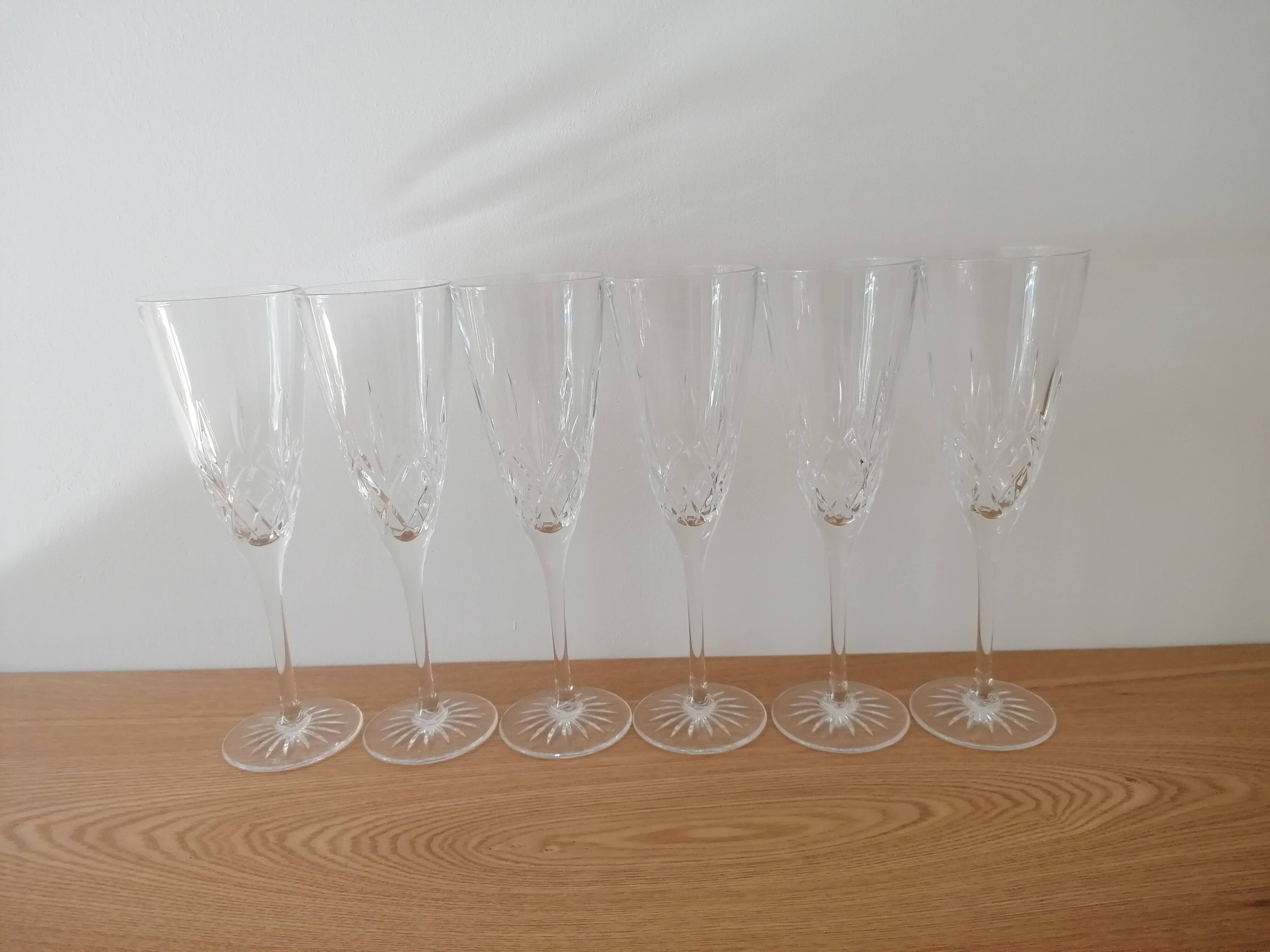 6 flûtes à champagne en cristal