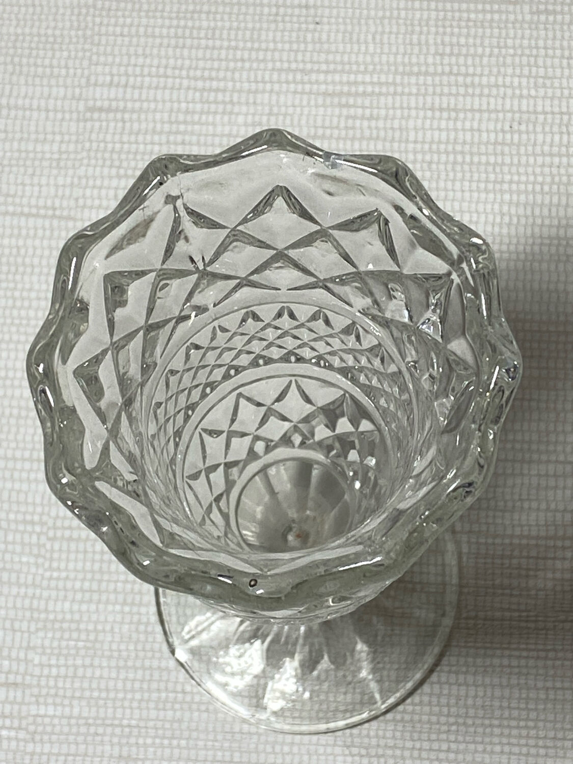 Glass vase size