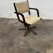 Chaise de bureau pivotante par Trio Raita