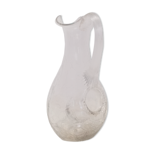 Broc à glace en cristal irisé par Baccarat ème siècle
