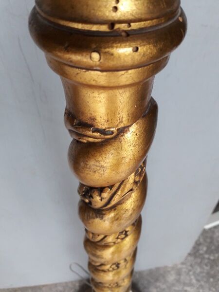Golden carved wood lamppost or period 1940 Italy
