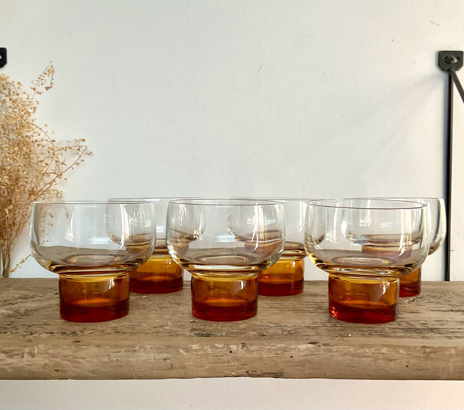 6 vintage luminarc cups