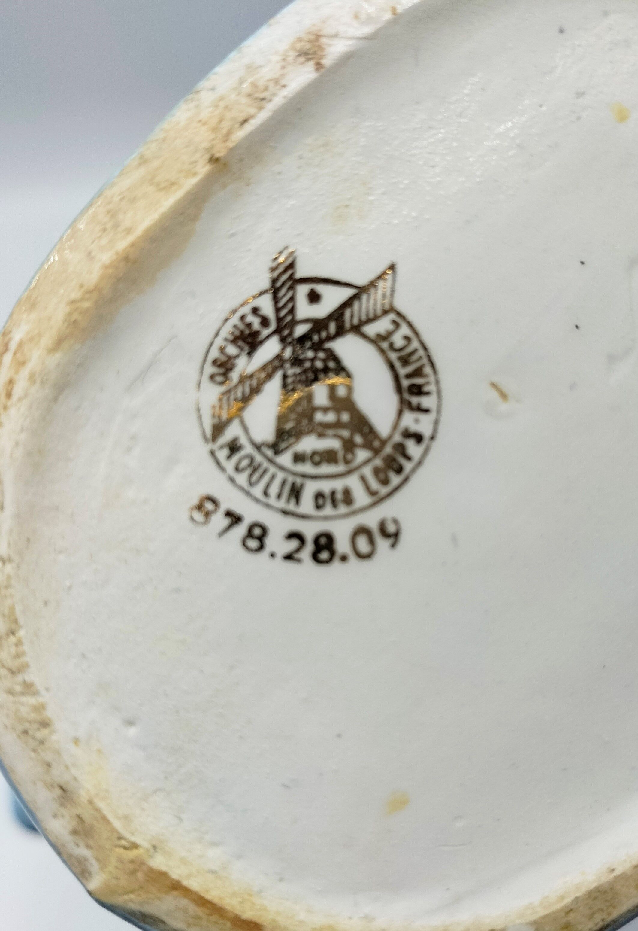 Advertising pitcher Fatty anise